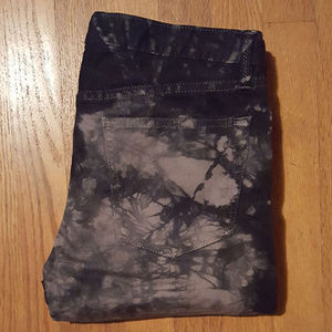 NWOT Edgy Ultra Skinny - tie dye